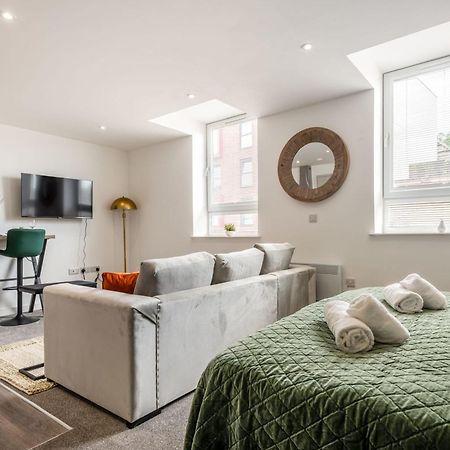 Contemporary 1 Bed Central Rotherham Studio Екстериор снимка